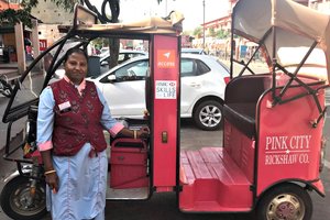 Supporting Working Women in India’s Pink City