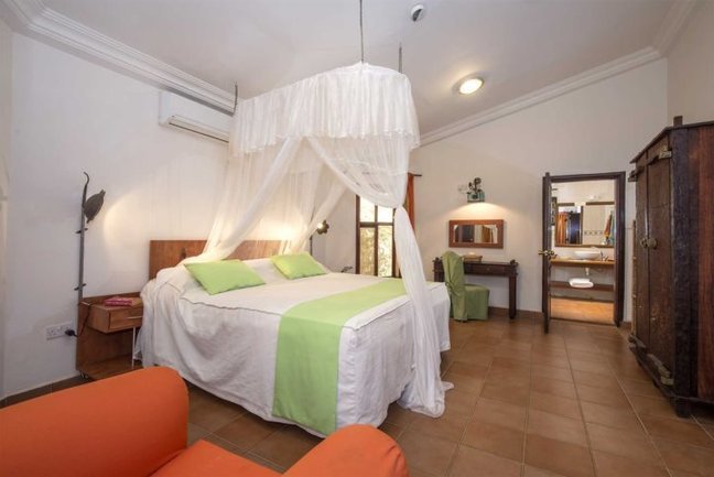 Ngala Lodge Manor suite