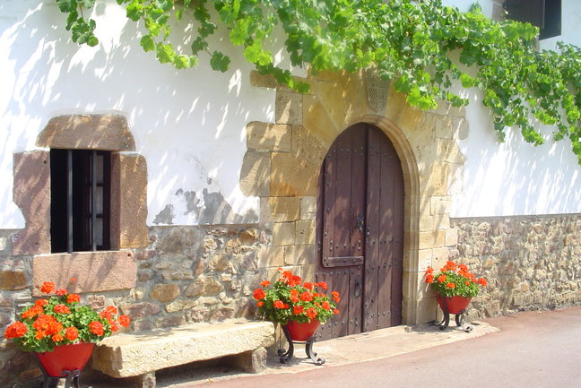 Doorway, Navarra