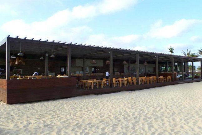 The Bounty Beach Restaurant/bar