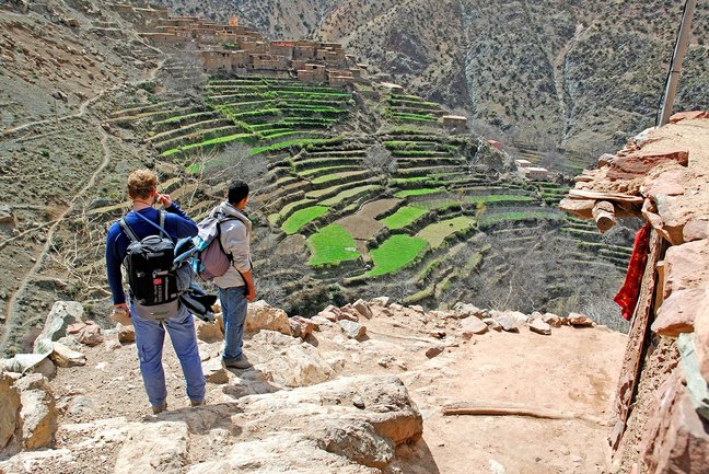 Trekking in the Azzaden Valley