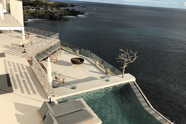 White Exclusive Suites & Villas