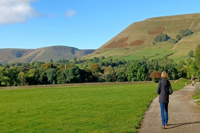 On Foot Holidays - Peak District