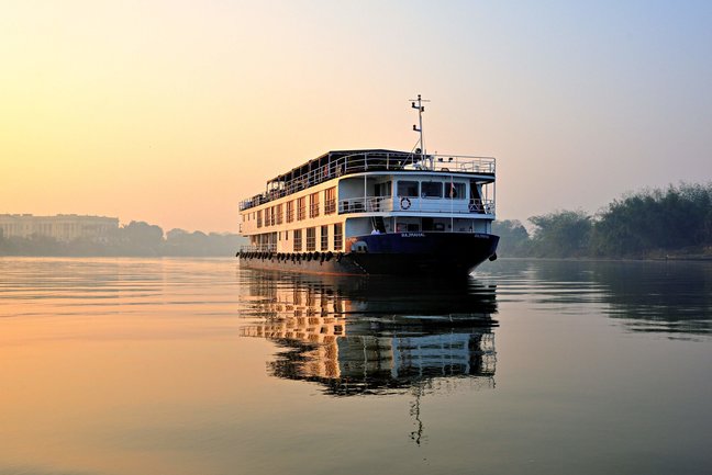 Ganges River Cruise 