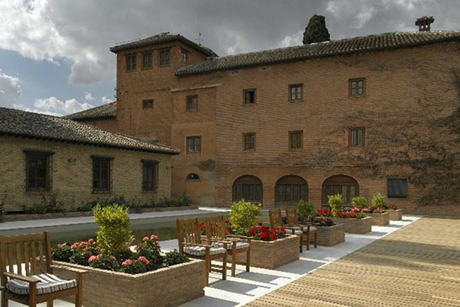 7 Nights in Granada, Spain