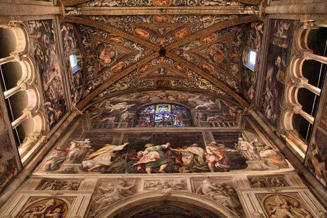 Parma, Duomo interior