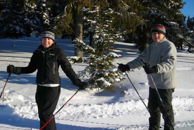 Enjoyable cross-country skiing in Sjusjoen