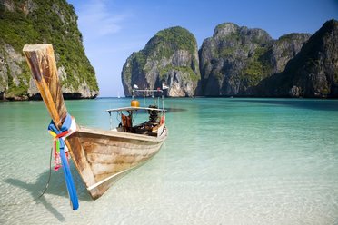 Phi Phi Island - Long tail boat